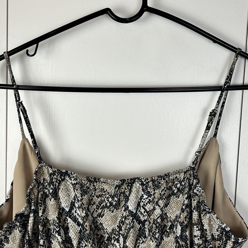 Maurices Brown Animal Snakeskin Sleeveless Surplice Wrap Front Womens Top Sz XXL - Picture 9 of 9